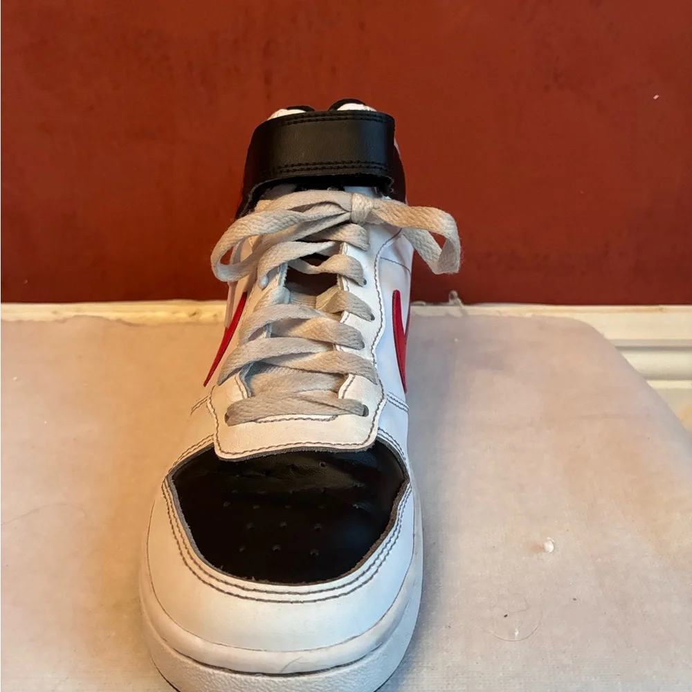 Nike Boys Court Borough Mid 2 High Top Red, White and Black, Size 5.5